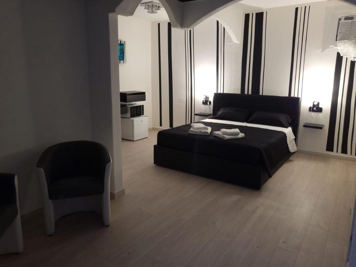 Come Per Incanto Rooms Bosa Exterior foto
